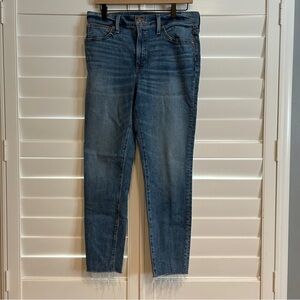 J Crew Toothpick Jean with Raw Hem Blue Denim Size 30
